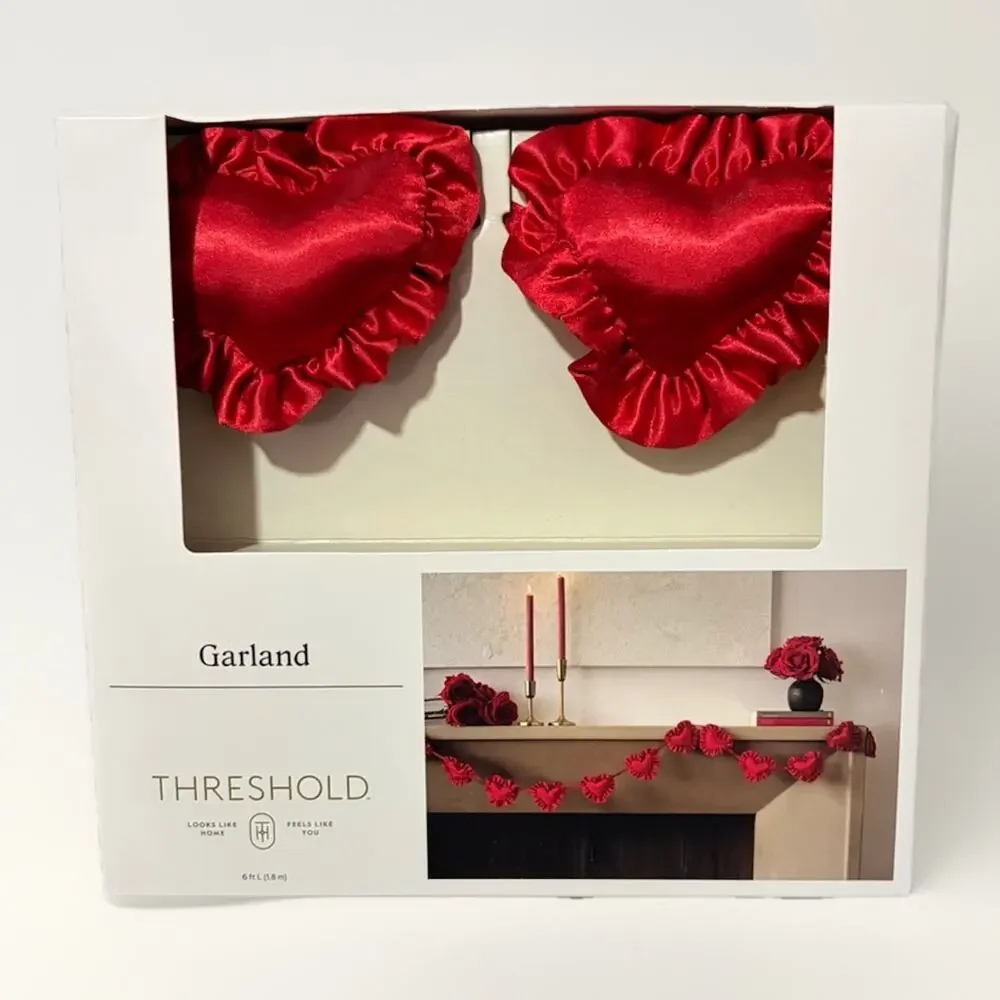 Threshold Red Heart Garland Valentine Fabric Hearts Decor Banner Target 6ft NEW
